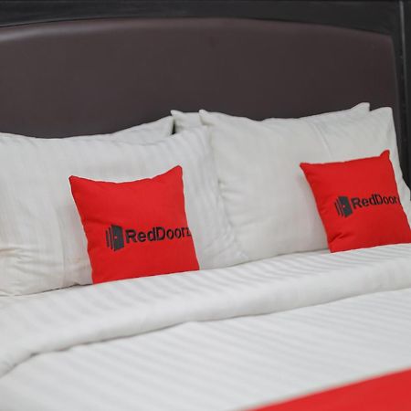 Reddoorz Plus At Swun Stay Raya Langsep Malang Bagian luar foto