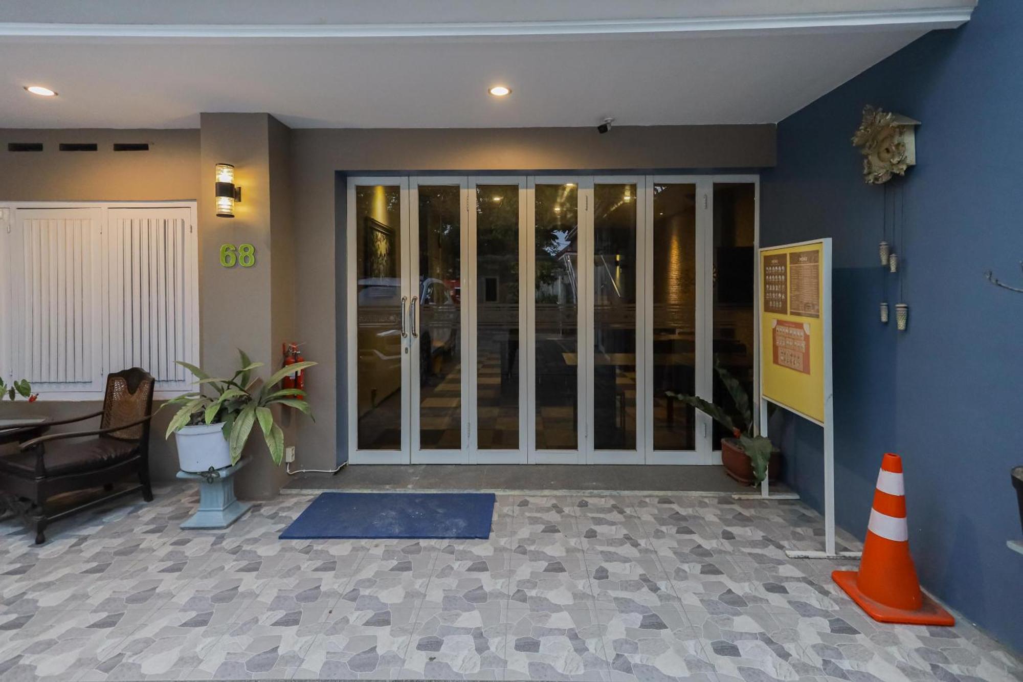 Reddoorz Plus At Swun Stay Raya Langsep Malang Bagian luar foto